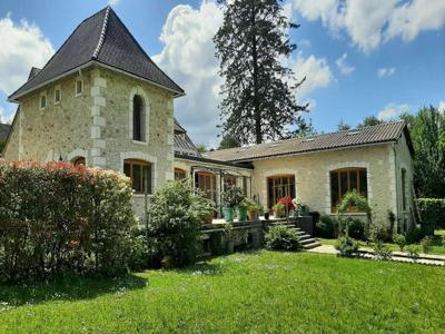 Maison de luxe de 337 m2 en vente Neuvic, Nouvelle-Aquitaine
