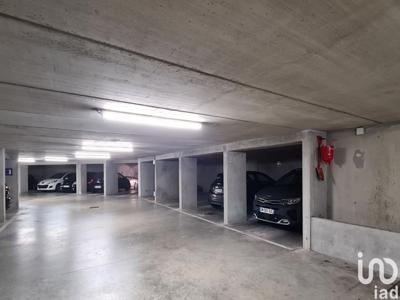 Parking/garage/box de 13 m² à Caluire-et-Cuire (69300)