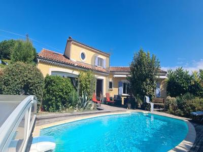 Vente villa 7 pièces 208 m²