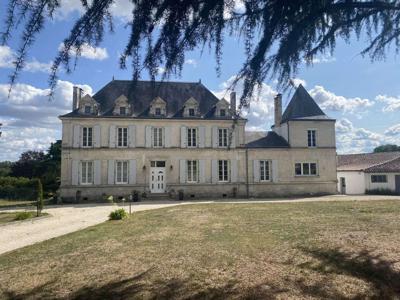 Villa de 6 pièces de luxe en vente Cognac, Nouvelle-Aquitaine