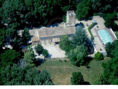 Villa de luxe de 17 pièces en vente Orange, Provence-Alpes-Côte d'Azur