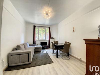 Appartement 3 pièces de 61 m² à Suresnes (92150)