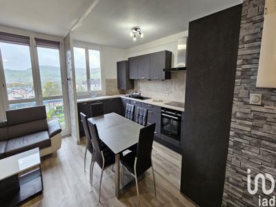 Appartement 4 pièces de 71 m² à Pompey (54340)
