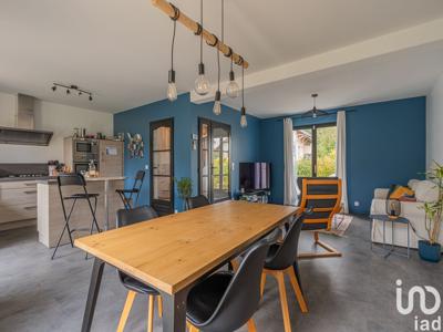 Maison 5 pièces de 113 m² à - (73800)