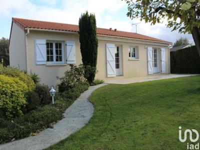 Maison 5 pièces de 115 m² à Chemillé-en-Anjou (49120)
