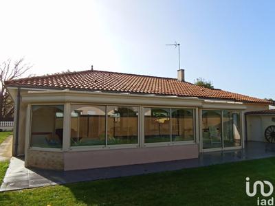 Maison 5 pièces de 140 m² à Coulon (79510)