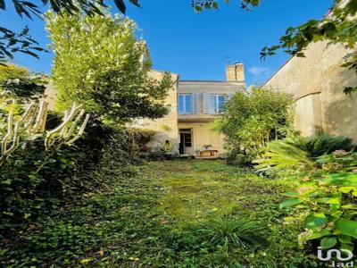 Maison 7 pièces de 140 m² à Bordeaux (33000)