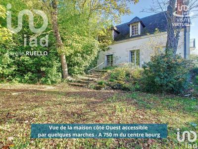 Maison traditionnelle 9 pièces de 210 m² à Azay-le-Rideau (37190)