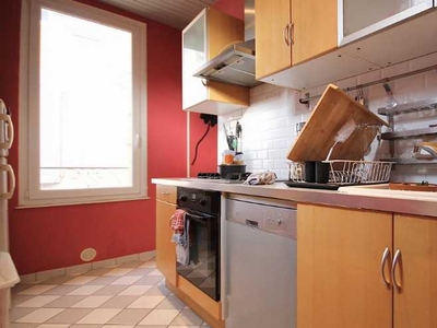 Appartement 4p/2-3 ch 2 sdb, +toilettes, cuisine séparée