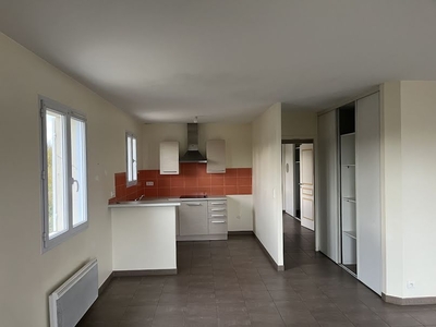 Location appartement 3 pièces 71.55 m²