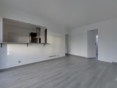 Location appartement 4 pièces 69.93 m²