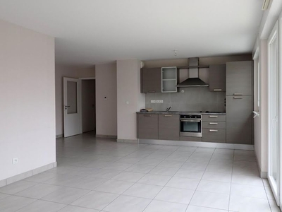 Location appartement 4 pièces 83.24 m²