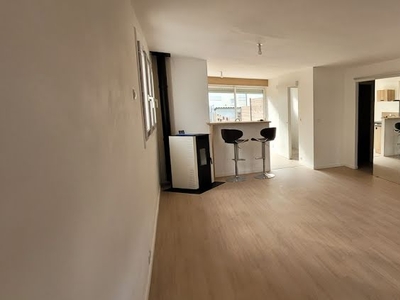 Location appartement 5 pièces 98.5 m²
