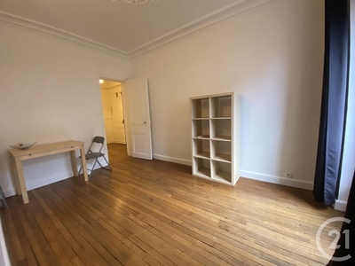 Location meublée appartement 2 pièces 33.2 m²