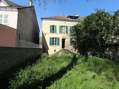 Vente maison 8 pièces 206 m²