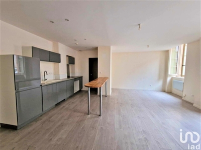 Appartement 3 pièces de 66 m² à Castelsarrasin (82100)