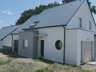 Maison 4 pièces de 106 m² à La Chapelle-Saint-Aubert (35140)