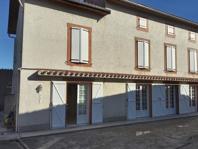 Maison 6 pièces de 144 m² à Labarthe-Rivière (31800)