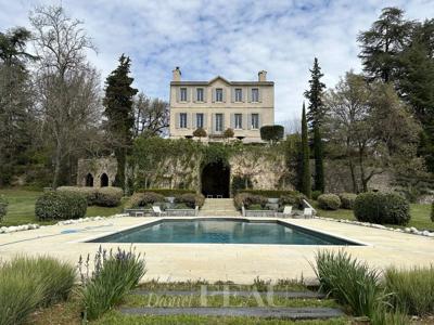 Vente maison 12 pièces 930 m² Aix-en-Provence (13090)