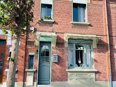 Vente maison 4 pièces 155 m² Saint-Amand-les-Eaux (59230)
