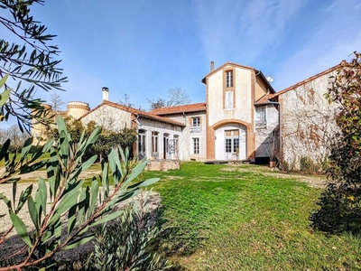 Villa de 11 pièces de luxe en vente Castagnac, France