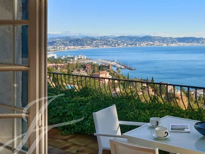 Maison de luxe 7 chambres en vente à Théoule-sur-Mer, Provence-Alpes-Côte d'Azur