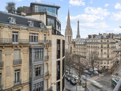 2 room luxury Apartment for sale in Champs-Elysées, Madeleine, Triangle d’or, Paris, Île-de-France