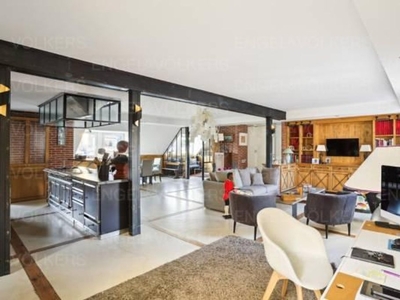 5 room luxury Apartment for sale in Monceau, Courcelles, Ternes, Paris, Île-de-France