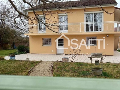 Maison à découvrir SAINT-VULBAS de 140m²