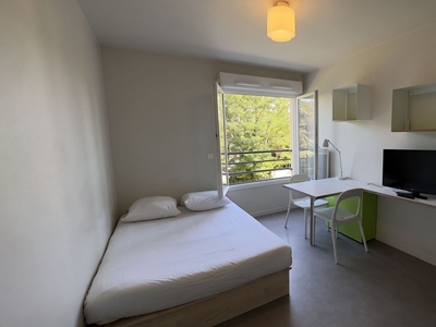 Appartement 1 pièce de 20 m² à Saint-Cyr-l'École (78210)