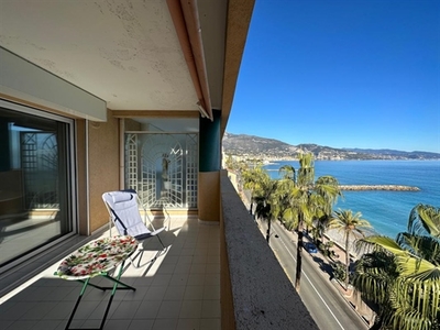 Appartement 3 pièces A Vendre en Front de mer Roquebrune Cap Martin