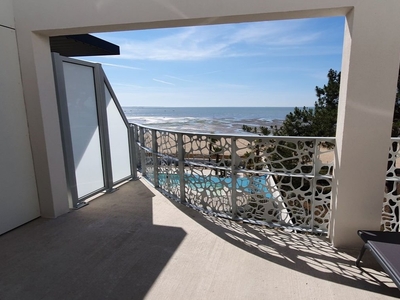 Appartement dans résidence le REVE, à la Tranche sur Mer, avec piscine et accès plage