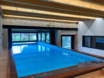 Grand gîte neuf avec piscine intérieure chauffée à la campagne près de La Roche sur Yon en Vendée
