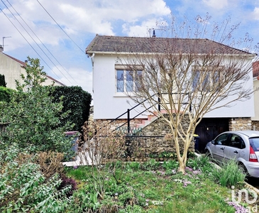 Maison 4 pièces de 84 m² à Corbeil-Essonnes (91100)