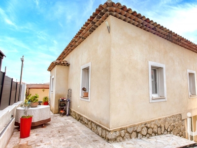 Maison de ville 5 pièces de 120 m² à Antibes (06600)