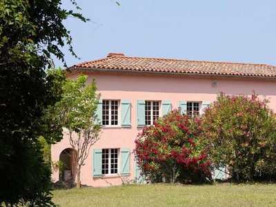 Vente maison 11 pièces 473 m² Sanary-sur-Mer (83110)
