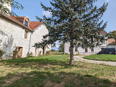 Vente maison 23 pièces 1400 m² Bouhans-Lès-Montbozon (70230)