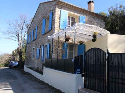 Vente maison 5 pièces 100 m² Saint-Martin-de-Pallières (83560)
