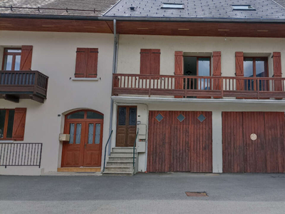 Vente maison 5 pièces 102 m² Saint-Jean-de-Maurienne (73300)