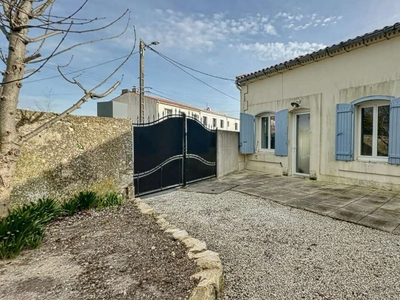 Vente maison 5 pièces 106 m² Nieul-sur-Mer (17137)