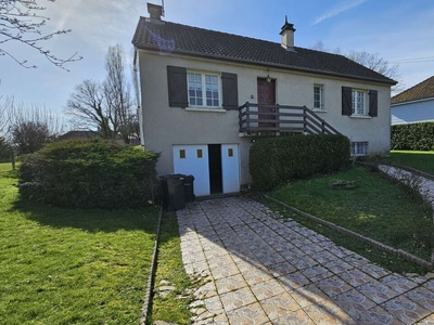 Vente maison 5 pièces 114 m² Dun-le-Palestel (23800)