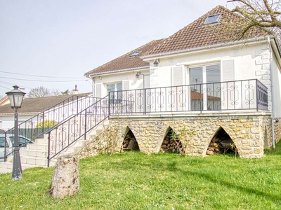Vente maison 5 pièces 140 m² Lagny-sur-Marne (77400)
