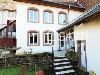 Vente maison 5 pièces 148 m² Saint-Quirin (57560)