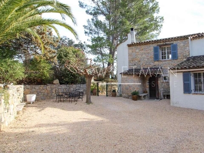 Vente maison 5 pièces 95 m² Seillans (83440)