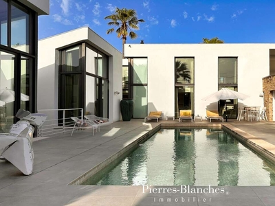 Vente maison 6 pièces 400 m² Saint-Tropez (83990)