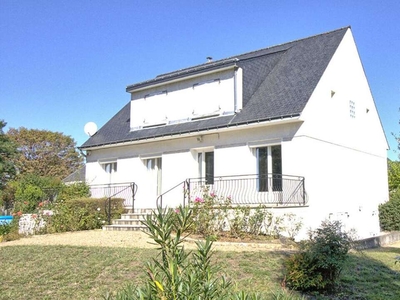 Vente maison 8 pièces 177 m² Avrillé (49240)