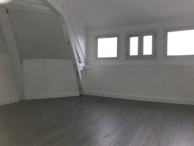 A Louviers à louer studio de 25 m2 récent