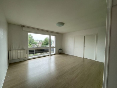 Bel appartement 4 pièces de 83.33m² en centre ville de Louviers avec garage