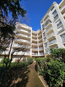 Appartement 3 pièces de 71 m² avec deux grands balcons donnant au calme sur jardin