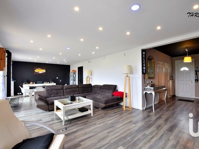 Maison 7 pièces de 163 m² à Manthelan (37240)